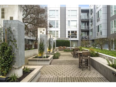 The Lexis on the Park unit 312, Portland, OR 97209 - photo 2