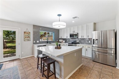 201 S Sumac Ln, Georgetown, TX 78633 - photo 6