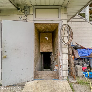 Entrance to basement