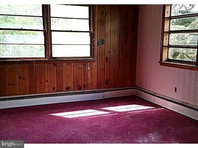 484 Manatawny St, Pottstown, PA 19464 - photo 4