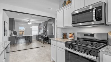 11121 Lone Ranger Ln, Fort Worth, TX 76036 - photo 6