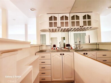 22451 Cass Ave, Woodland Hills, CA 91364 - photo 4