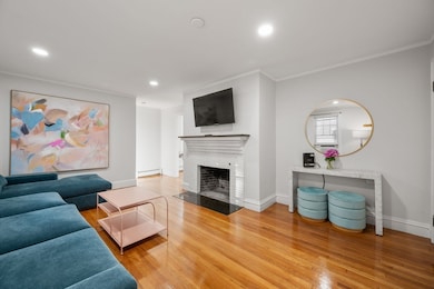 65-67 Saint James Cir, Newton, MA 02458 - photo 2