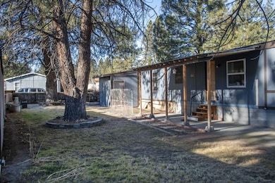 61000 Brosterhous Rd unit 574, Bend, OR 97702 - photo 4