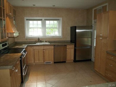 2949 W Tilghman St, Allentown, PA 18104 - photo 2