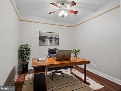 9204 Charleston Dr unit 404, Manassas, VA 20110 - photo 7