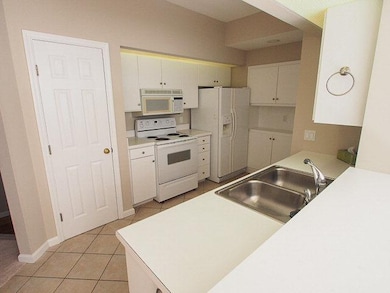 2 Bay Tree Cottages, Saint Simons Island, GA 31522 - photo 4