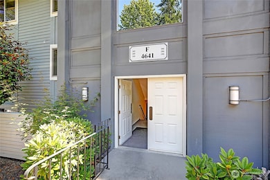 4641 W Lake Sammamish Pkwy SE unit F205, Issaquah, WA 98027 - photo 3