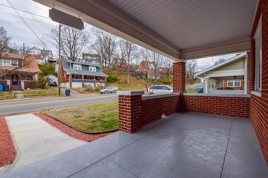 1422 Main St SW Roanoke VA-large-002-13-