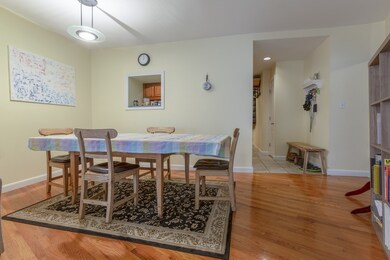19 Wiget St unit 204, Boston, MA 02113 - photo 2