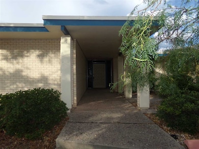 1427 Rockwood, Alamogordo, NM 88310 - photo 2