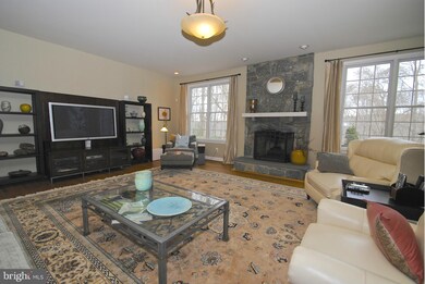 2069 Haverford Dr, Crownsville, MD 21032 - photo 4