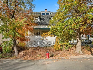 2 Laurel St, Chelsea, MA 02150 - photo 4