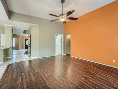 18926 Squirrel Oaks Dr, Magnolia, TX 77355 - photo 6