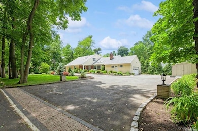 77 Duck Pond Rd, Glen Cove, NY 11542 - photo 4