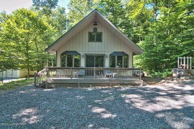 2374 Overlook Ln, Pocono Pines, PA 18350 - photo 3
