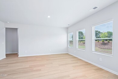 5-web-or-mls-Raleigh - River Glen - 571