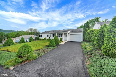 70 Oliver Rd, Enola, PA 17025 - photo 4