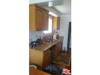 3839 W 105th St, Inglewood, CA 90303 - photo 2