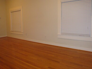 401 Shelley St, Houston, TX 77009 - photo 7