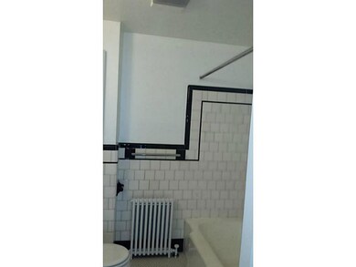 188 Kay St unit 190, Newport, RI 02840 - photo 5