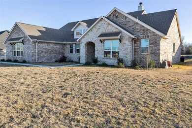 121 Cooper Ct, Springtown, TX 76082 - photo 3