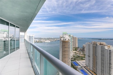 Icon Brickell Tower 1 unit 3801, Miami, FL 33131 - photo 2