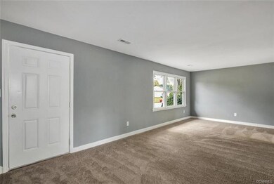 643 Flynn Ln, Petersburg, VA 23805 - photo 4