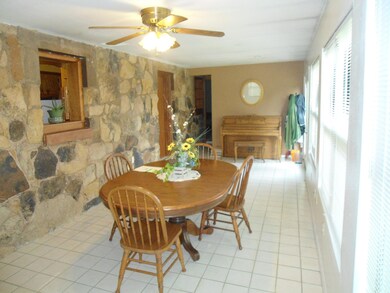 1304 W Washington (14)