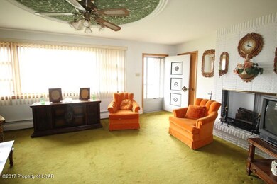 Living room 1