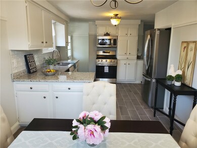 100 Baxter St, Pawtucket, RI 02861 - photo 5