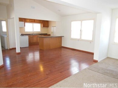 8915 Colfax Ave S, Bloomington, MN 55420 - photo 7