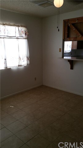 7095 Ivanpah Ave, Twentynine Palms, CA 92277 - photo 3