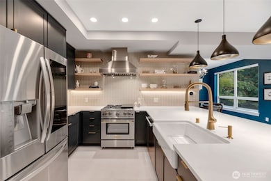 18707 SE Newport Way unit 212, Issaquah, WA 98027 - photo 5