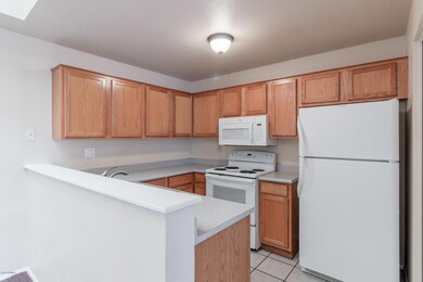 Kitchen (3)-SMALL
