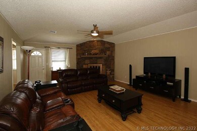 Living area Perfect for entertaining.