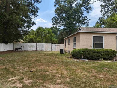 605 Leota St, Longview, TX 75601 - photo 3