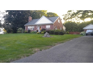 969 Amostown Rd, West Springfield, MA 01089 - photo 2