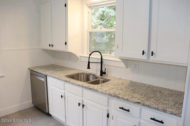 1306 Palma Ave, Schenectady, NY 12306 - photo 5