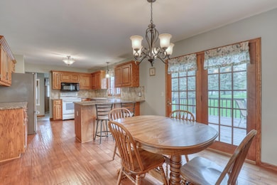 Dining rm