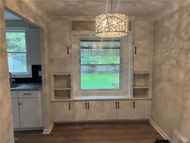 5200 Clement Ave, Maple Heights, OH 44137 - photo 2