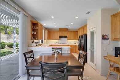 28523 Hidden Hills Dr, Santa Clarita, CA 91390 - photo 6