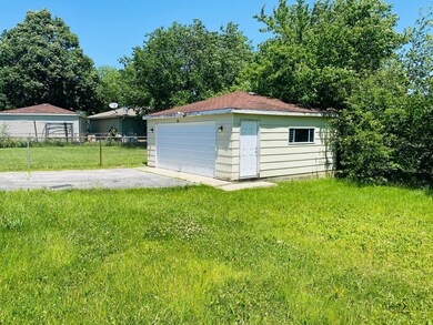 17591 Winston Dr, Country Club Hills, IL 60478 - photo 3