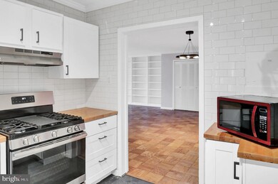 Kenwood Condominium, Bethesda, MD 20816 - photo 3