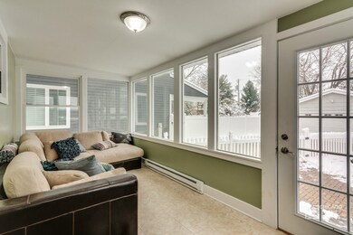 826 N Brainard St, Naperville, IL 60563 - photo 7