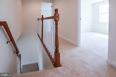 13145 Melville Ln, Fairfax, VA 22033 - photo 5