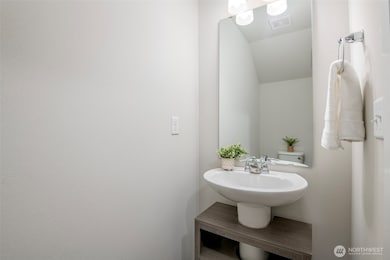 9230 Conine St SE, Yelm, WA 98597 - photo 5