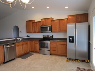 9062 S 257th East Place, Broken Arrow, OK 74014 - photo 4