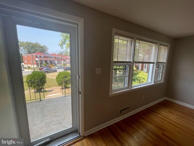 1150 Linden Ave, Halethorpe, MD 21227 - photo 2