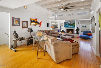 hLiving Room2